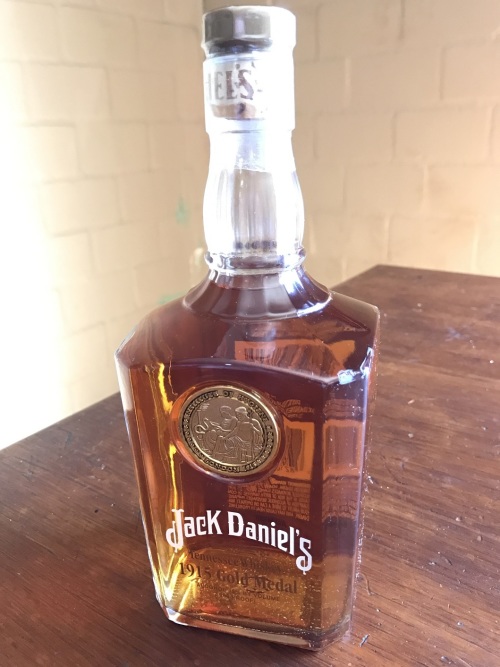 Whisky Jack Daniels Gold Medal 1915 Was Sold For R1 500 00 On 11 Sep